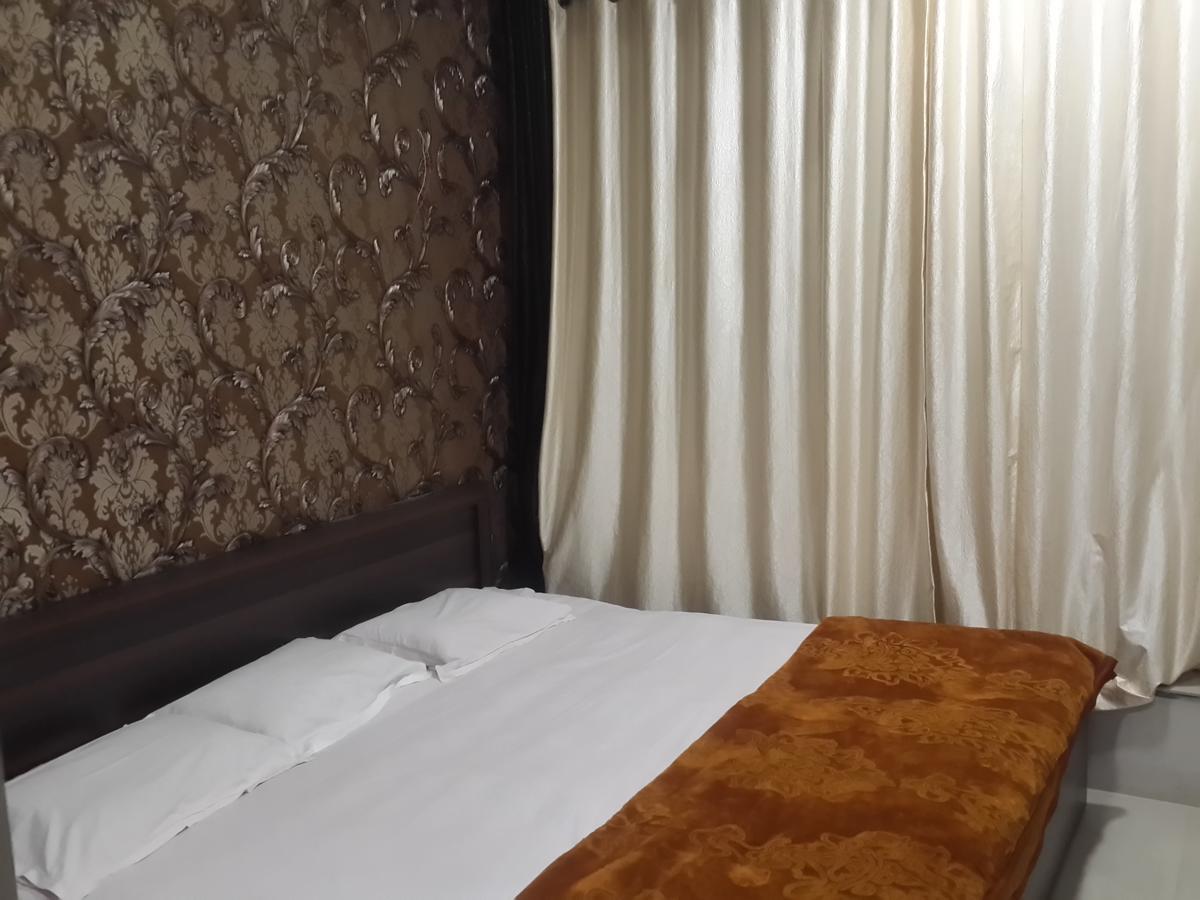 Hotel Holiday Era Opposite Railway Station Aurangābād Extérieur photo